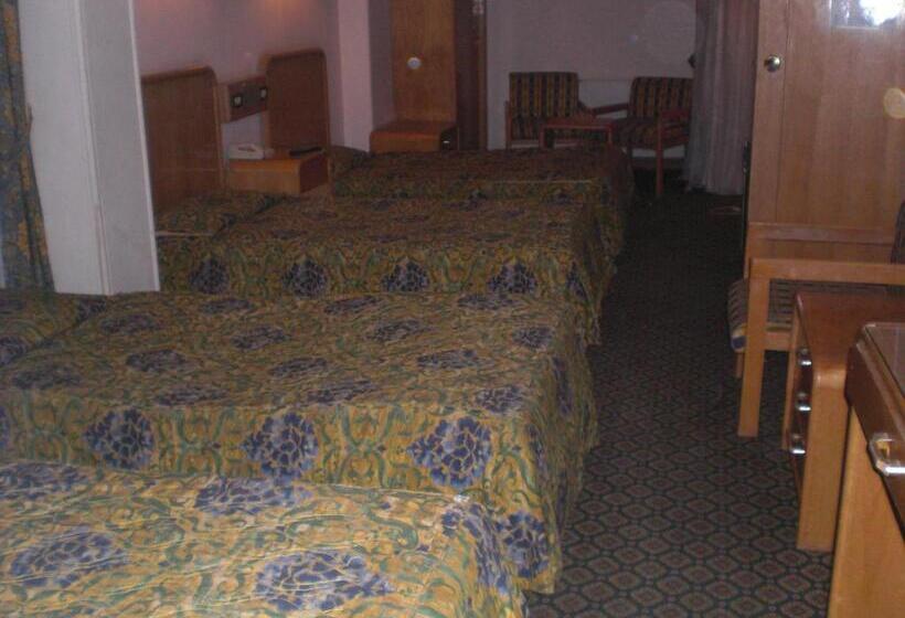 スーペリアトリプルルーム, Philippe Luxor