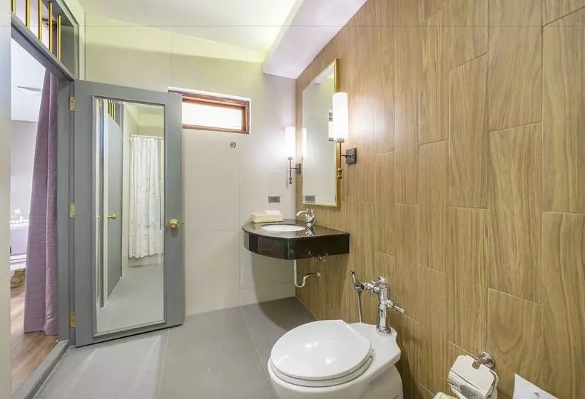 سوئیت 2 خوابه, Royal Rattanakosin Hotel Sha Plus