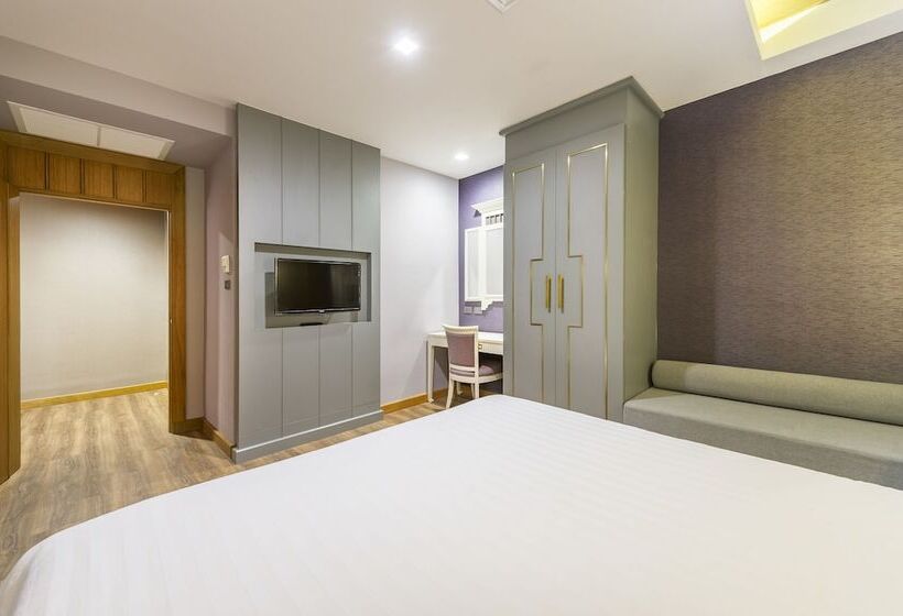 سوئیت 2 خوابه, Royal Rattanakosin Hotel Sha Plus