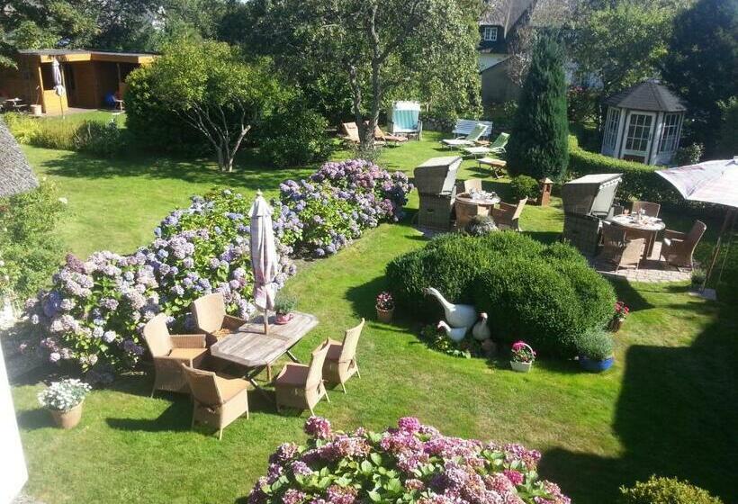 Номер Стандарт с Террасой, Seiler Hof Keitum Garni