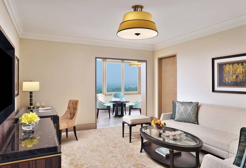 جناح كلوب, Taj Mahal, New Delhi