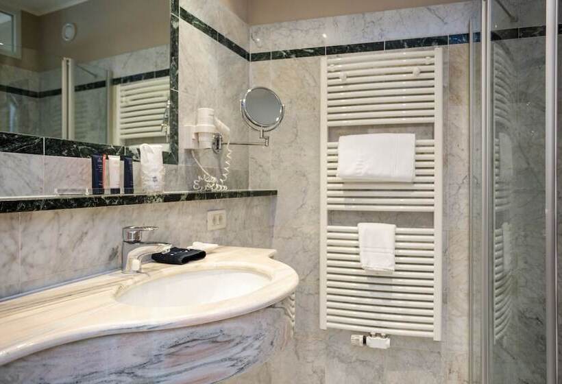 스탠다드 싱글 룸, Romantik Hotel Oberwirt