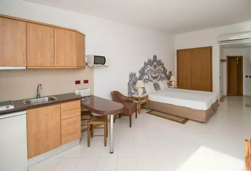スタンダードスタジオ, Apartamento Do Golfe