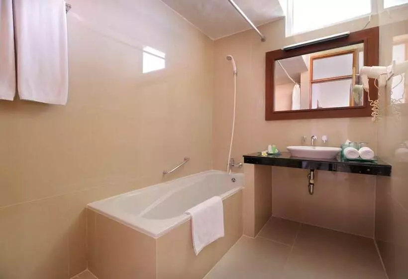スーペリアールーム, Adi Dharma Hotel Legian