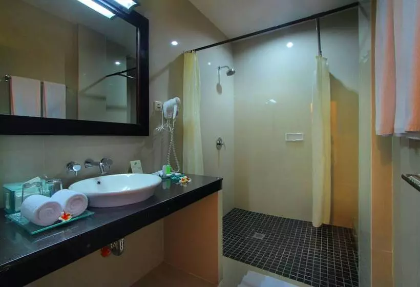 デラックスルーム, Adi Dharma Hotel Legian