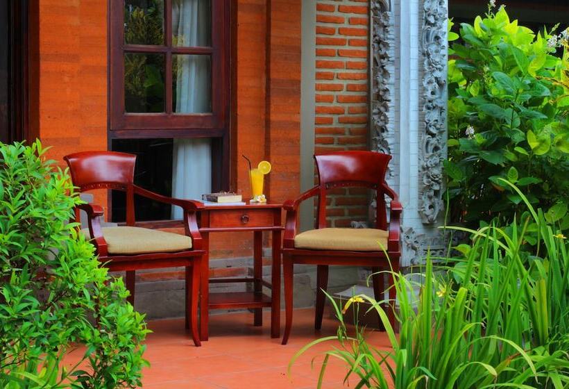 디럭스 룸, Adi Dharma Hotel Legian