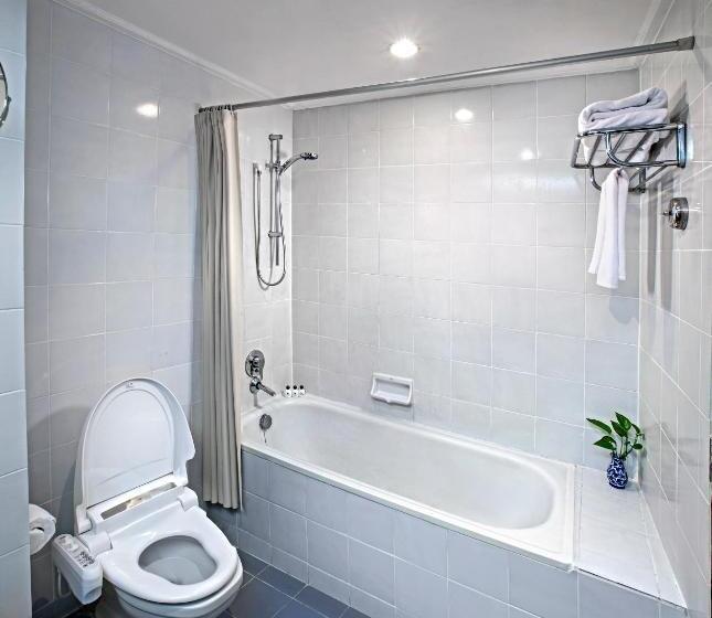 اتاق لوکس با تخت بزرگ, Arawana Regency Park Sukhumvit