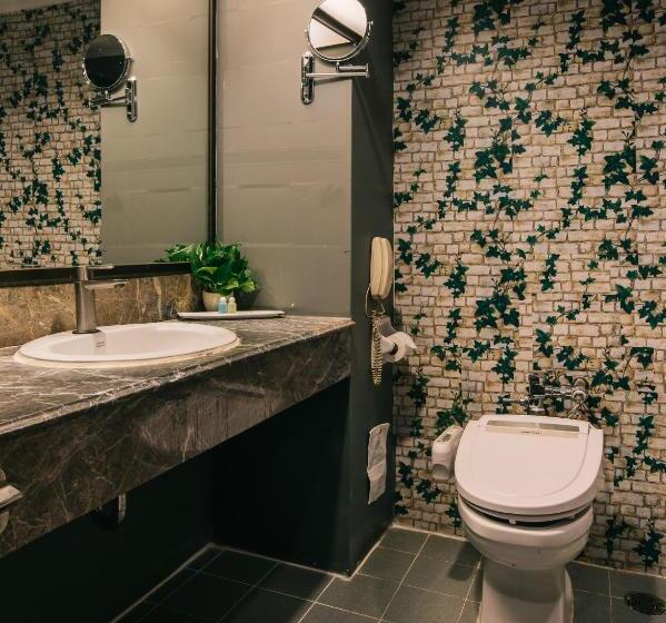 اتاق لوکس با تخت بزرگ, Arawana Regency Park Sukhumvit