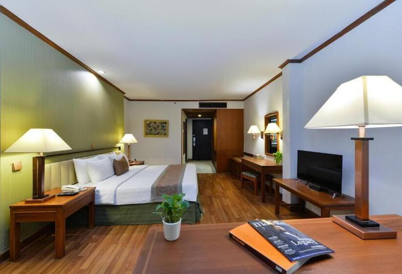 اتاق سوپریور با تخت بزرگ, Arawana Regency Park Sukhumvit