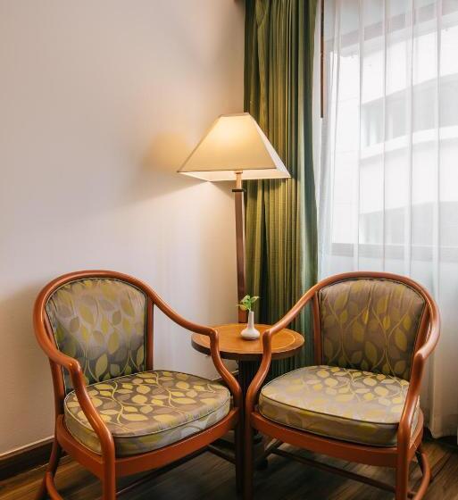 اتاق سوپریور با تخت بزرگ, Arawana Regency Park Sukhumvit