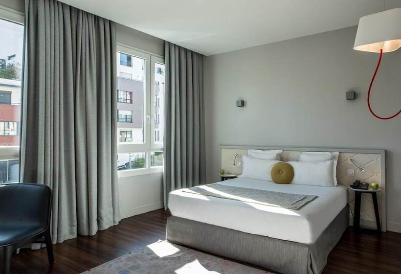 プレステージルーム, Atrium By Happyculture