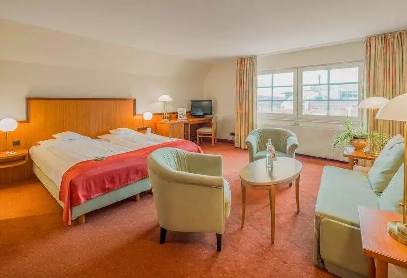 コンフォートルーム, Best Western Plus Hotel Excelsior