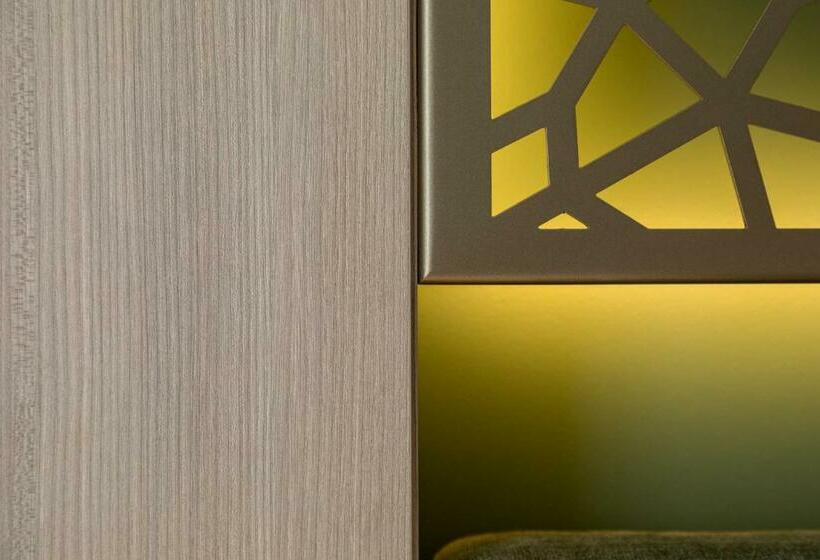 Номер Deluxe, Estrela de Fatima