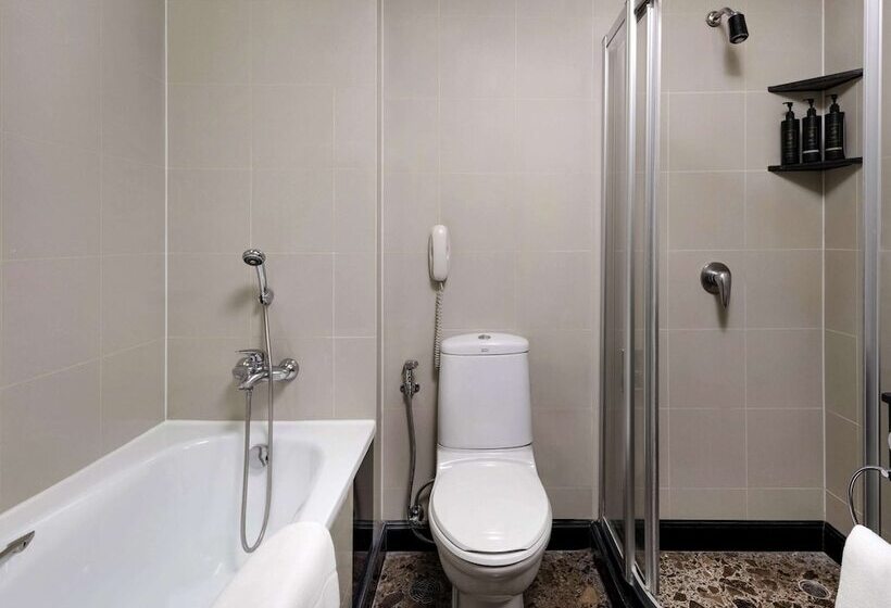 اتاق اجرایی, Grand Mercure Bangkok Atrium