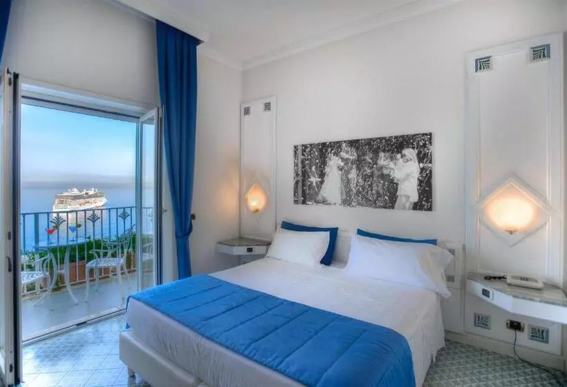 Deluxe-huone Merinäkymä, Grand Hotel Riviera