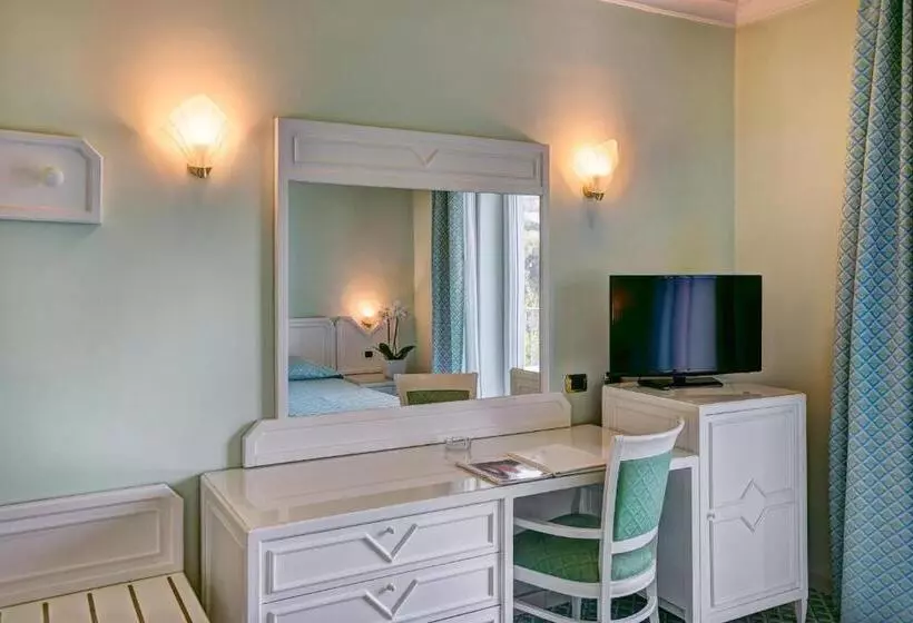 Standard-huone, Grand Hotel Riviera