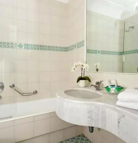 Standard-huone Pohjakerros, Grand Hotel Riviera