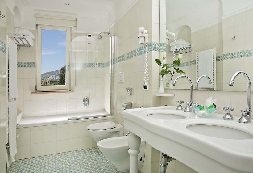 オーシャンビュージュニアスイート, Grand Hotel Riviera