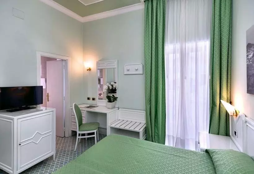 Standard Yhden Hengen Huone, Grand Hotel Riviera