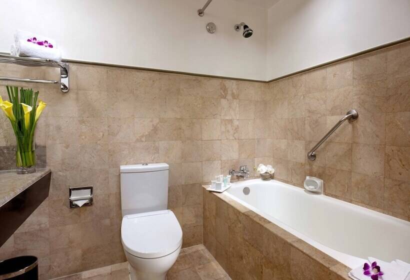 デラックスルーム, Millennium Hotel Sirih Jakarta