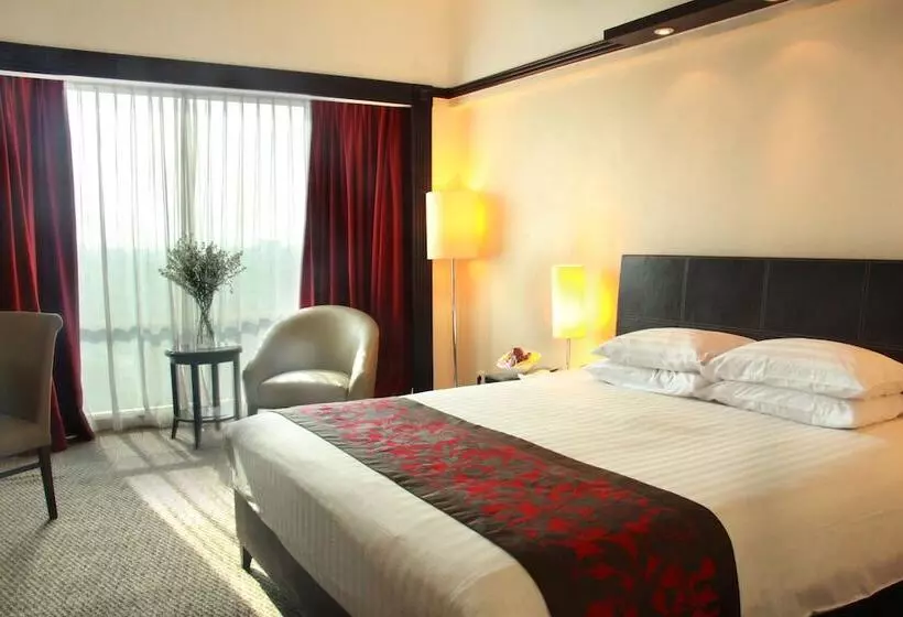 デラックスルーム, Millennium Hotel Sirih Jakarta