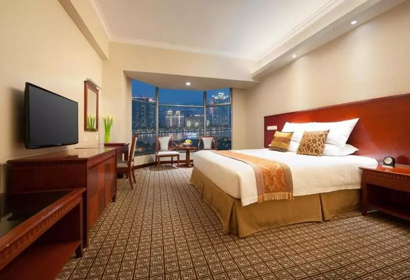 キングサイズベッドのスタンダードルーム, Ramada By Wyndham Pearl Guangzhou Canton Fair Free Shuttle Bus