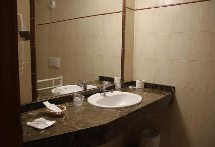 اتاق استاندارد, Soldeu Maistre