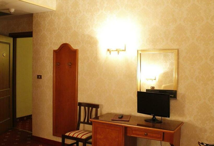 غرفة قياسية, Torino