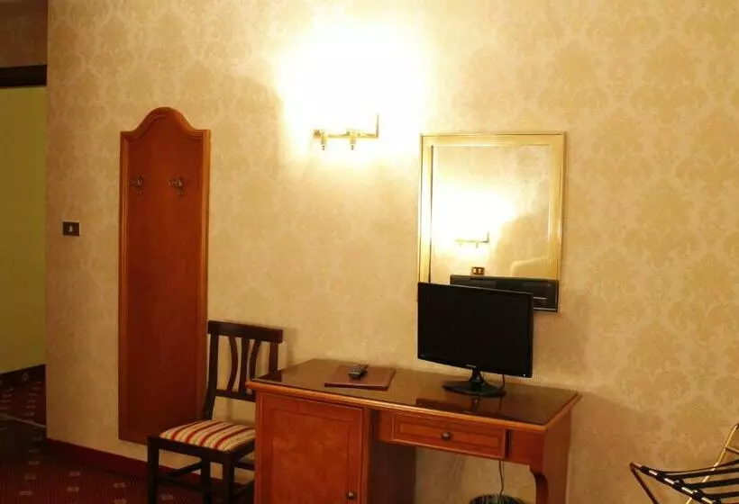 3-Bett-Standardzimmer, Torino