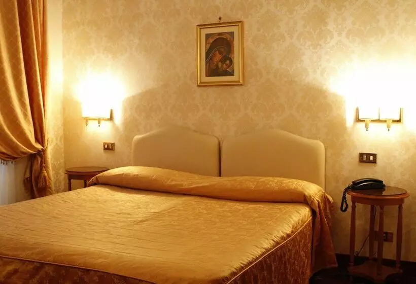 3-Bett-Standardzimmer, Torino