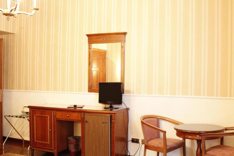 غرفة قياسية, Torino