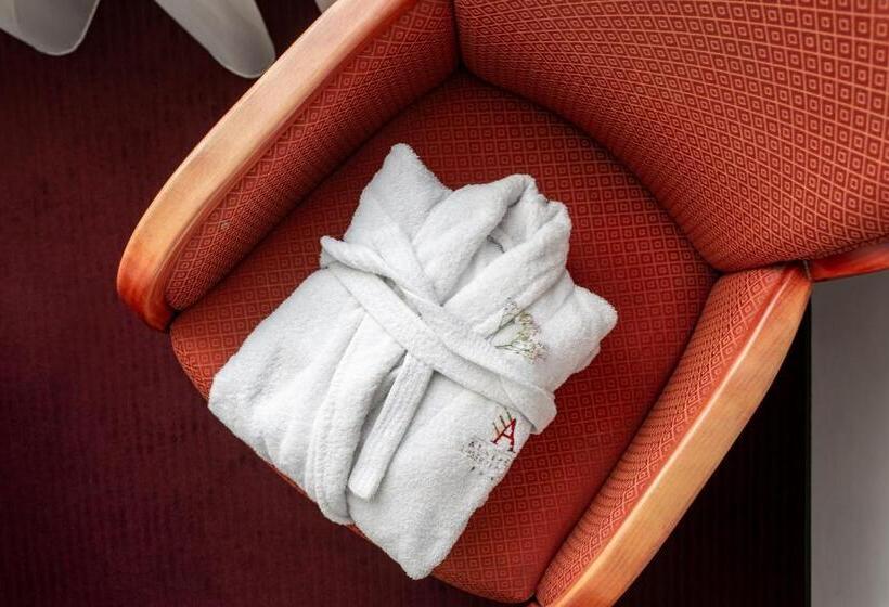 סוויטה מלכותית, Amberton Hotel Klaipeda