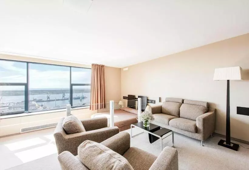 اتاق لوکس با چشم‌انداز دریا, Amberton Hotel Klaipeda