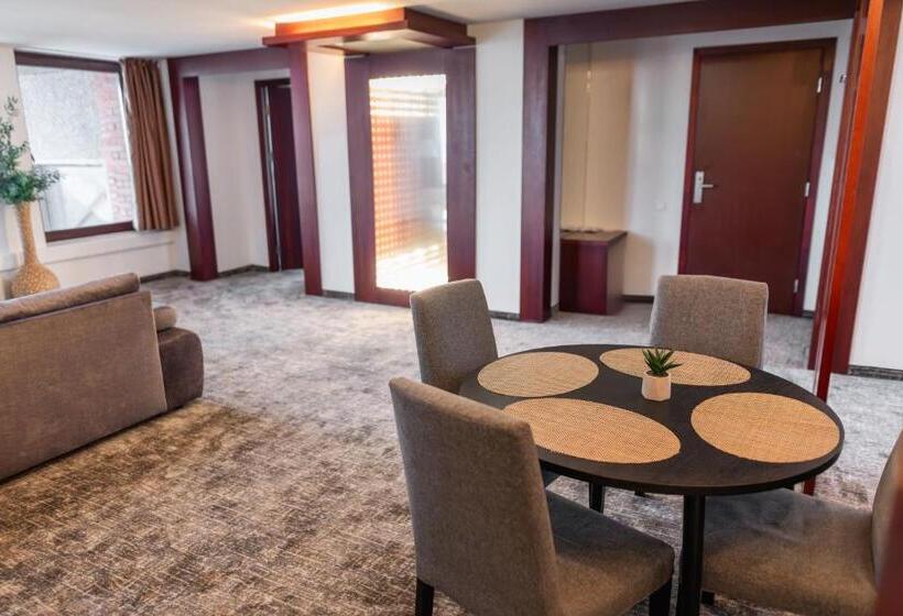 סוויטה דלוקס, Amberton Hotel Klaipeda