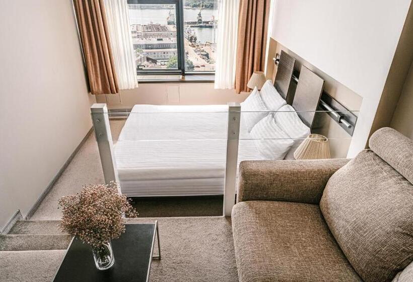 اتاق استاندارد با تخت دوبل و چشم‌انداز دریا, Amberton Hotel Klaipeda