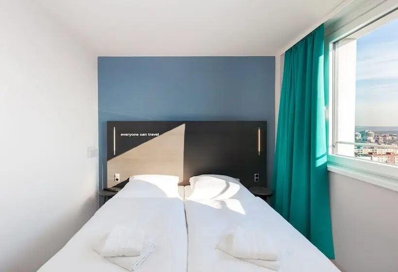 اتاق استاندارد, a&o Prague Rhea