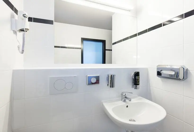 تختخواب در اتاق مشترک, a&o Prague Rhea