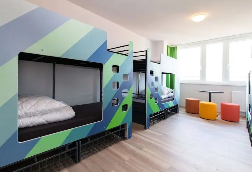 تختخواب در اتاق مشترک, a&o Prague Rhea