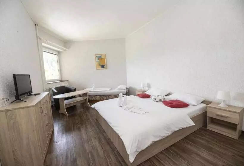 Standard Kolmen Hengen Huone, Fit Fun