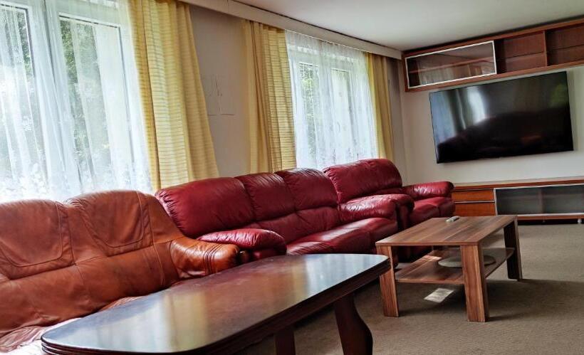 4인용 스탠다드 룸, Depandance Hotelu Kamzík