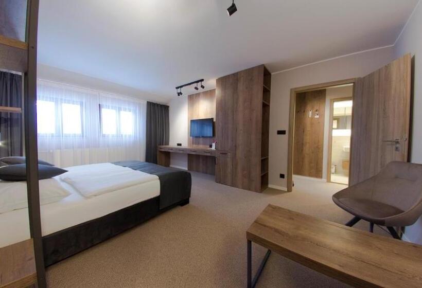 高级家庭房间, Praha