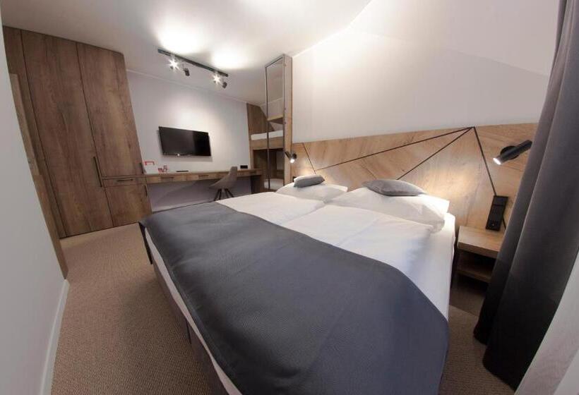 高级家庭房间, Praha