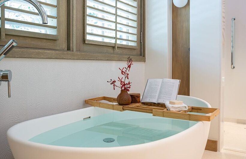 סוויטה נוף לים, Sandals Halcyon   All Inclusive Couples Only