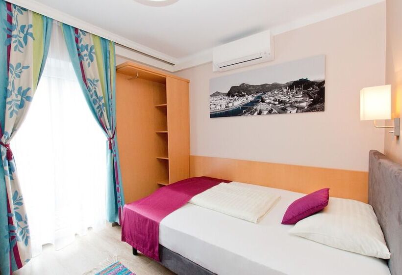 اتاق استاندارد یک نفره, Junior By Max 70