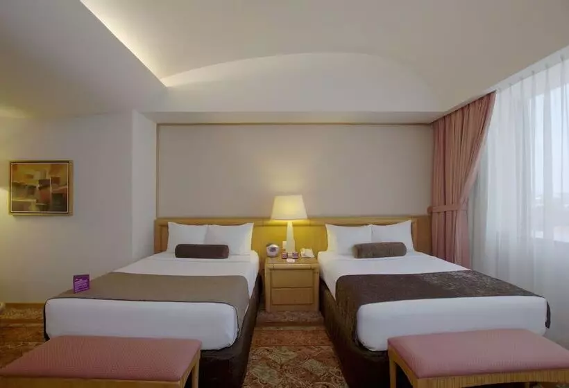 ２ダブルベッドのスタンダードルーム, Crowne Plaza Hotel Mexico City North Tlalnepantla, An Ihg