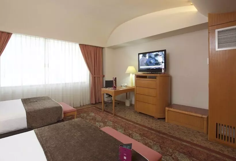 ２ダブルベッドのスタンダードルーム, Crowne Plaza Hotel Mexico City North Tlalnepantla, An Ihg