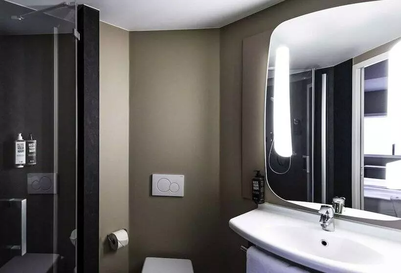 اتاق استاندارد, Ibis Amsterdam Centre