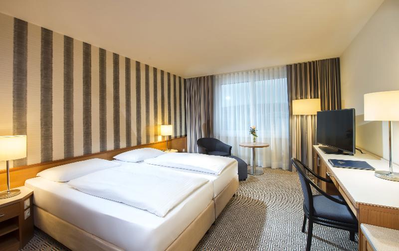 스탠다드 룸 강 전망, Ibis Amsterdam Centre