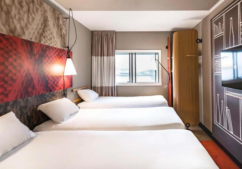 اتاق استاندارد سه نفره, Ibis Amsterdam Centre