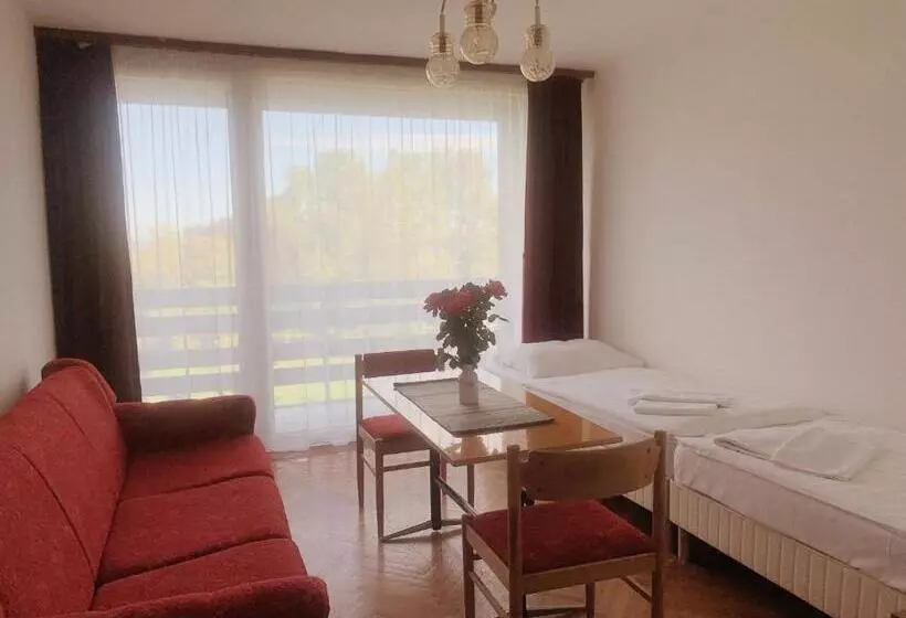 2 Bedrooms Apartment Lake View, Riviera Park